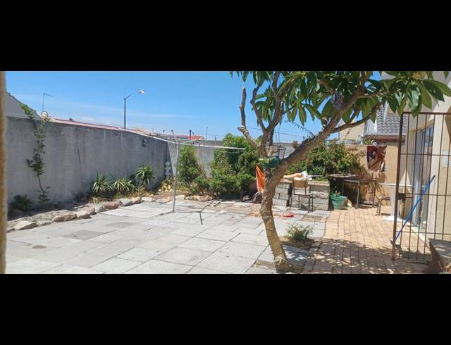 3 BEDROOM HOUSE FOR SALE IN LOTUS RIVER